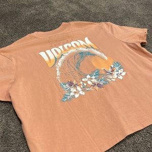 NWOT Volcom Organic Cotton Cropped Tee
